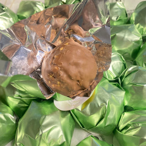 Chocolate ball met pistache crème