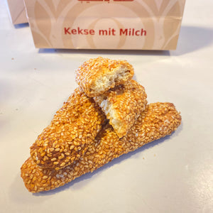 Melk- en sesamcakes 400 gram